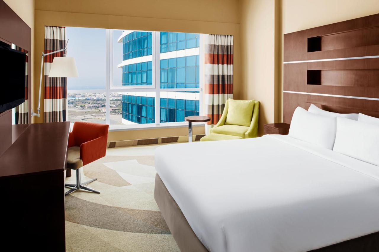Novotel Dubai Al Barsha Exterior foto