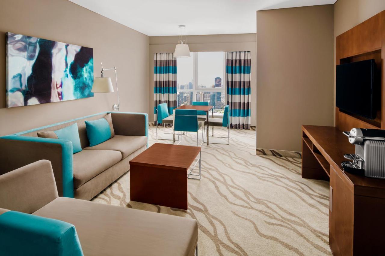 Novotel Dubai Al Barsha Exterior foto