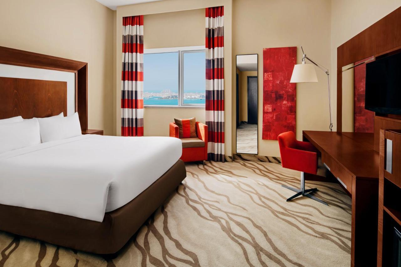 Novotel Dubai Al Barsha Exterior foto