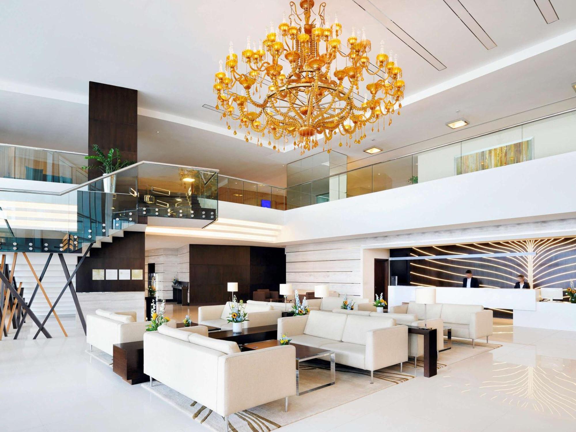 Novotel Dubai Al Barsha Exterior foto